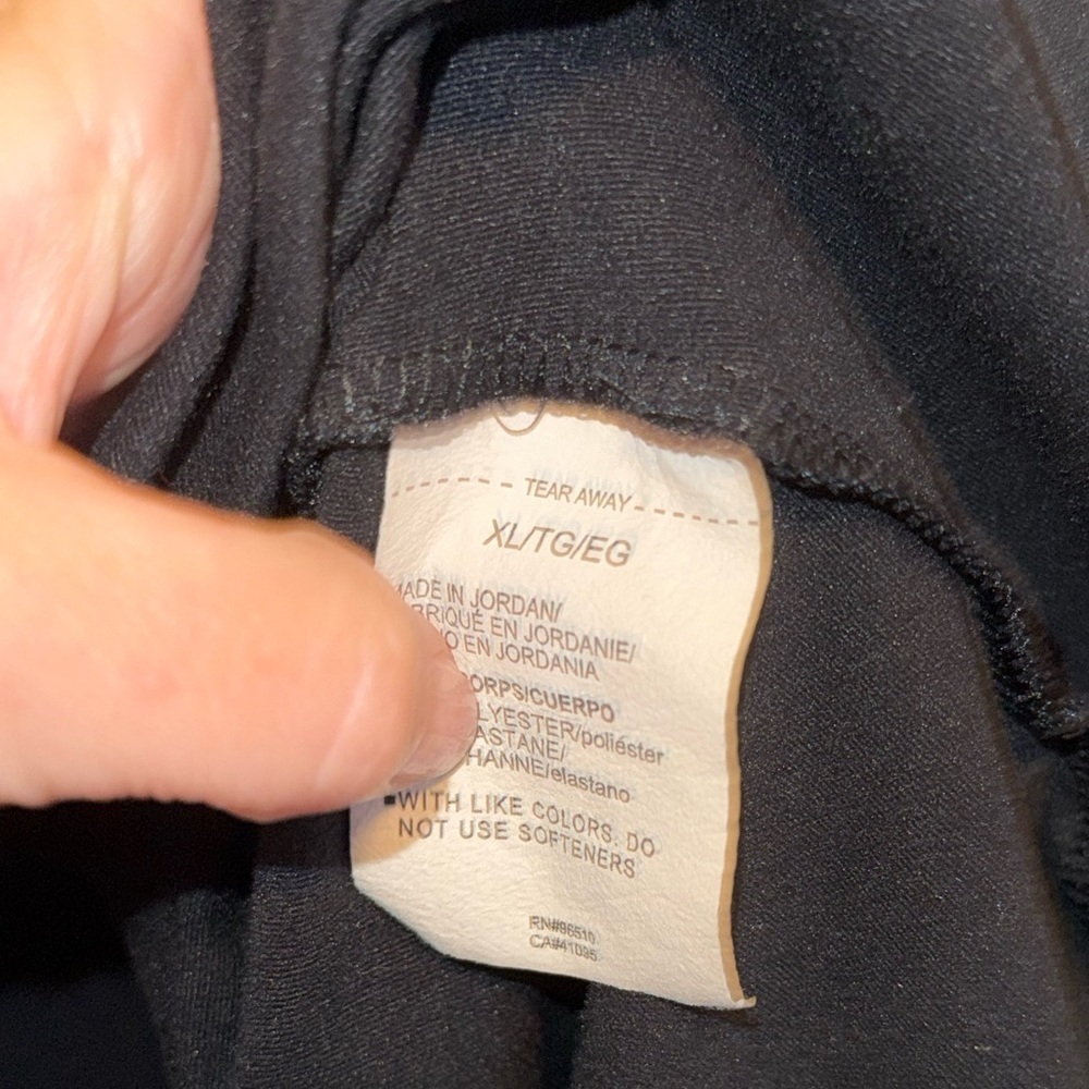 Under Armour Black ColdGear Top - Picture 10 of 10